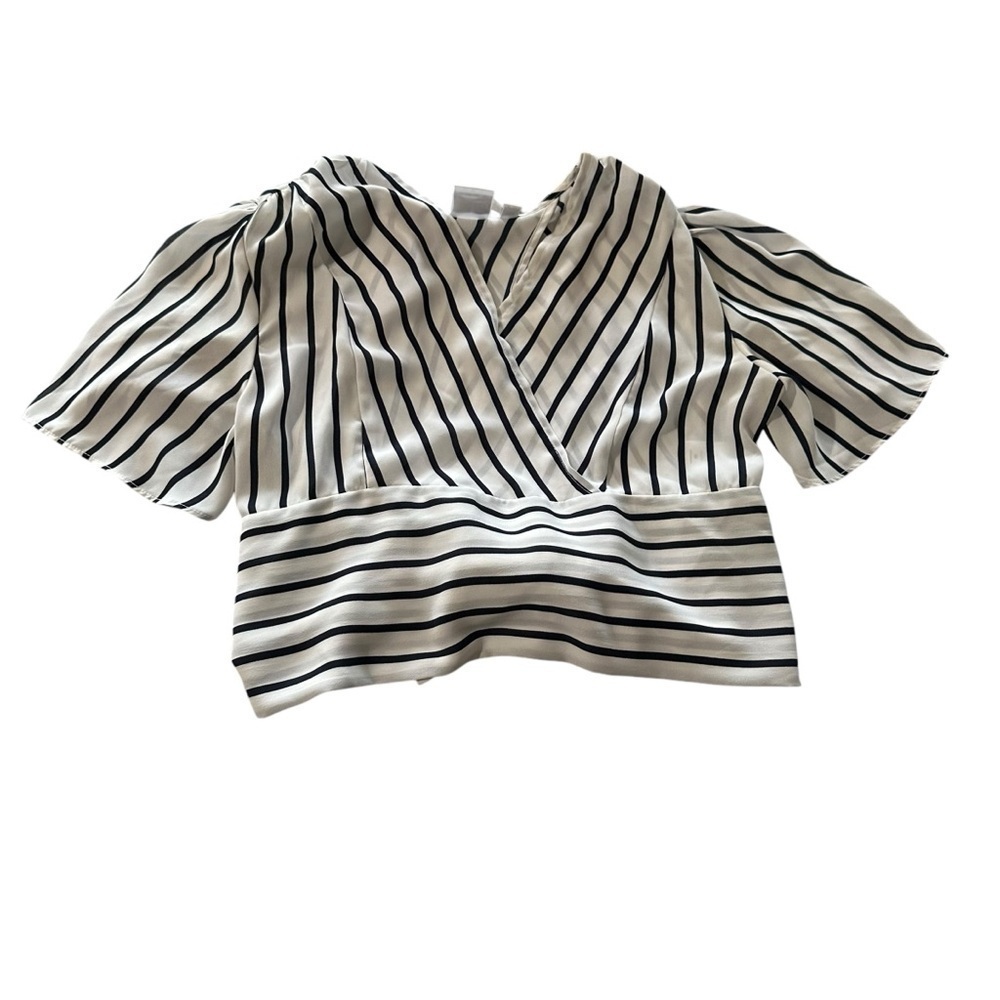 SOHO women's size XS cropped striped blouse, ties in the back